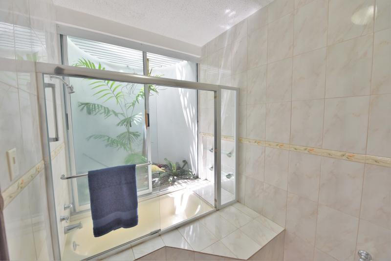 Aguadilla Puerto Rico vacation rentals, Isabela Puerto Rico vacation rentals, Rincon PR vacation rentlas, mayaguez Puerto Rico vacation rentals, Mansion Hacienda Villa Bonita